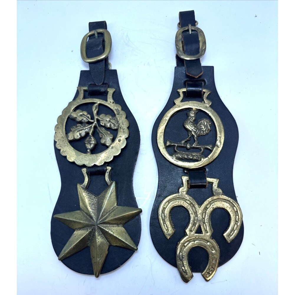 Lot Of 2 Vintage Leather Horse Hanging Strap 3 Brass Medallions 6 Total Medals
